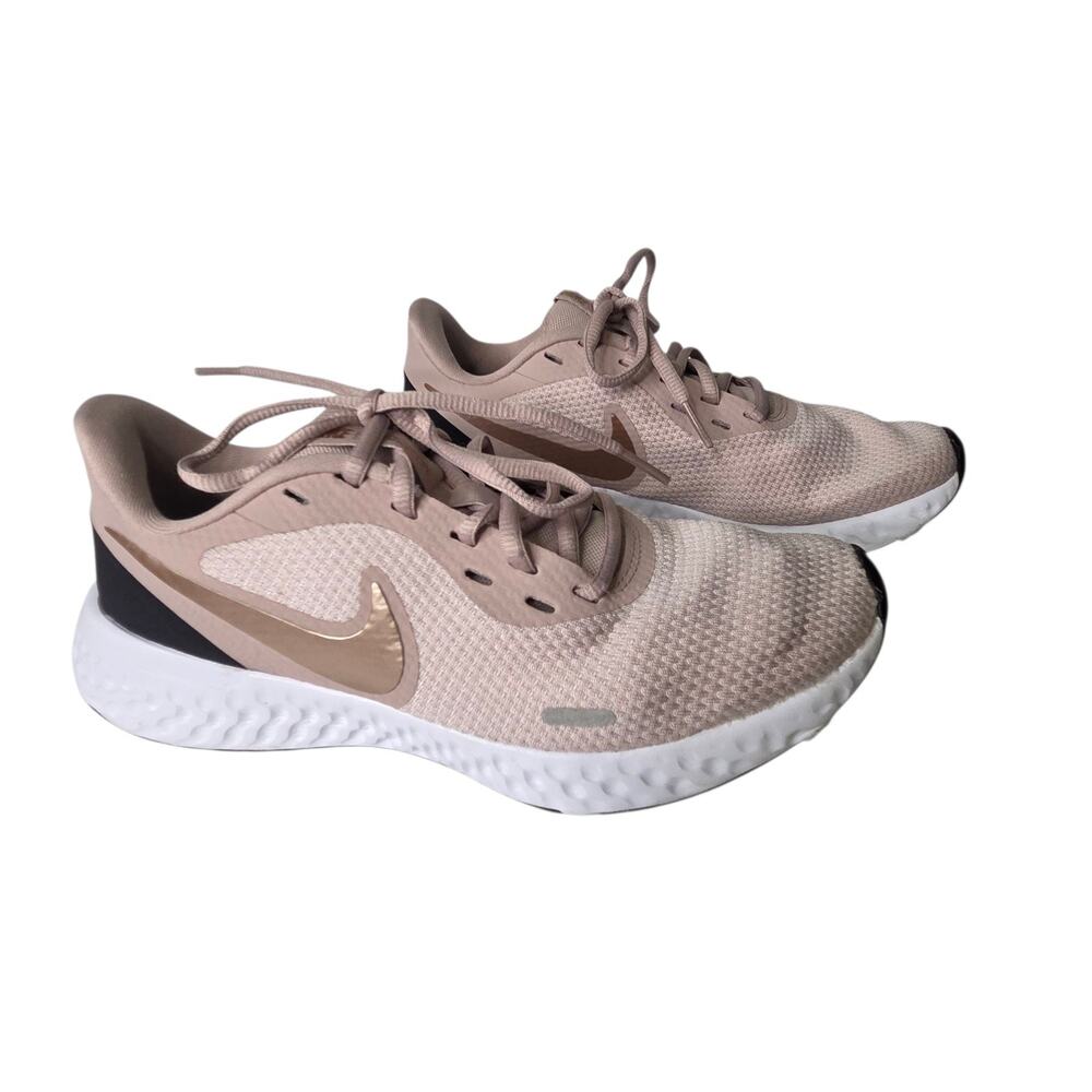 Nike Women's SZ 6.5 Revolution Running Shoe Barely Rose Pink‎ BQ3207-600